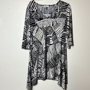 3/$20 J Valdi V-Neck Navy & White 3/4 Tunic